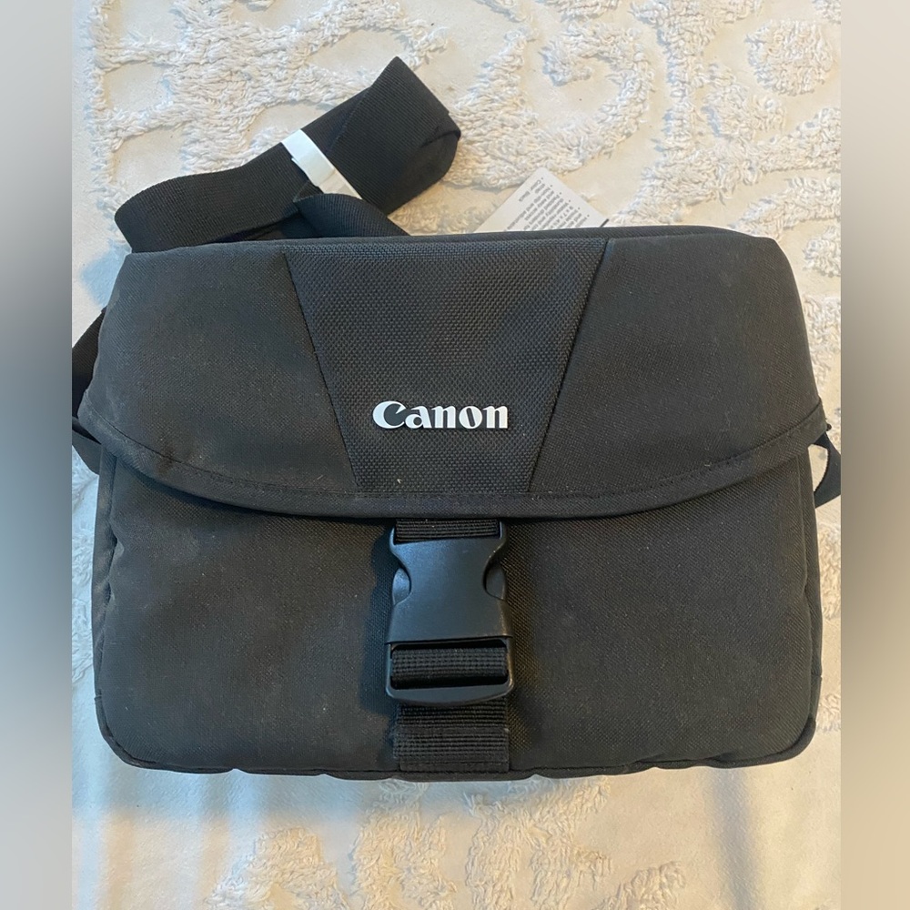 Canon EOS Shoulder Bag 200ES Black Camera Bag, NWT
